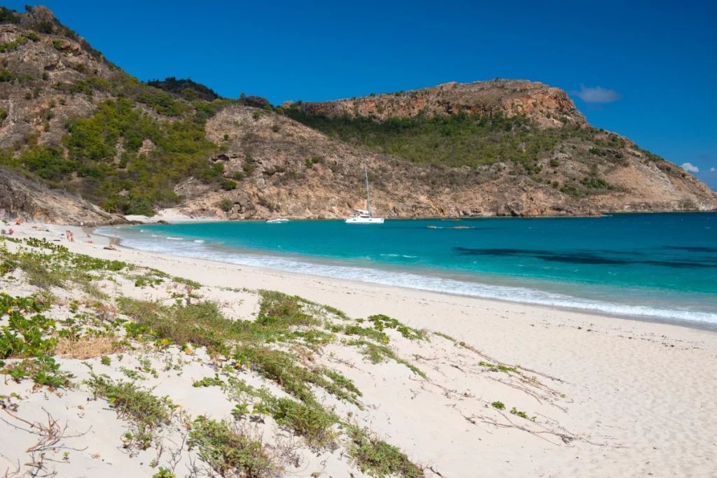 Plage de saline à Saint-Barthélemy.