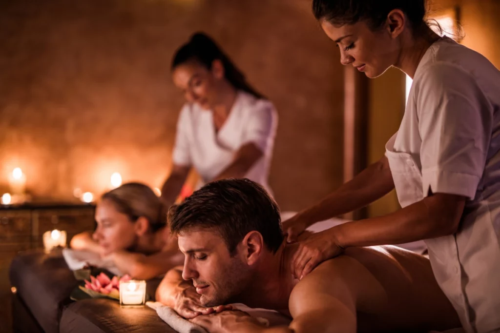 Massage aryuvédique.