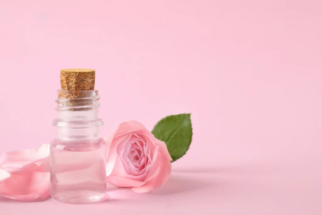 Huile essentielle de rose.