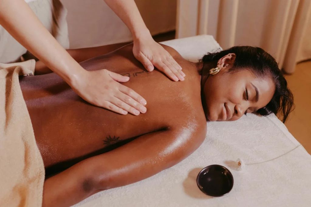Massage énergétique.
