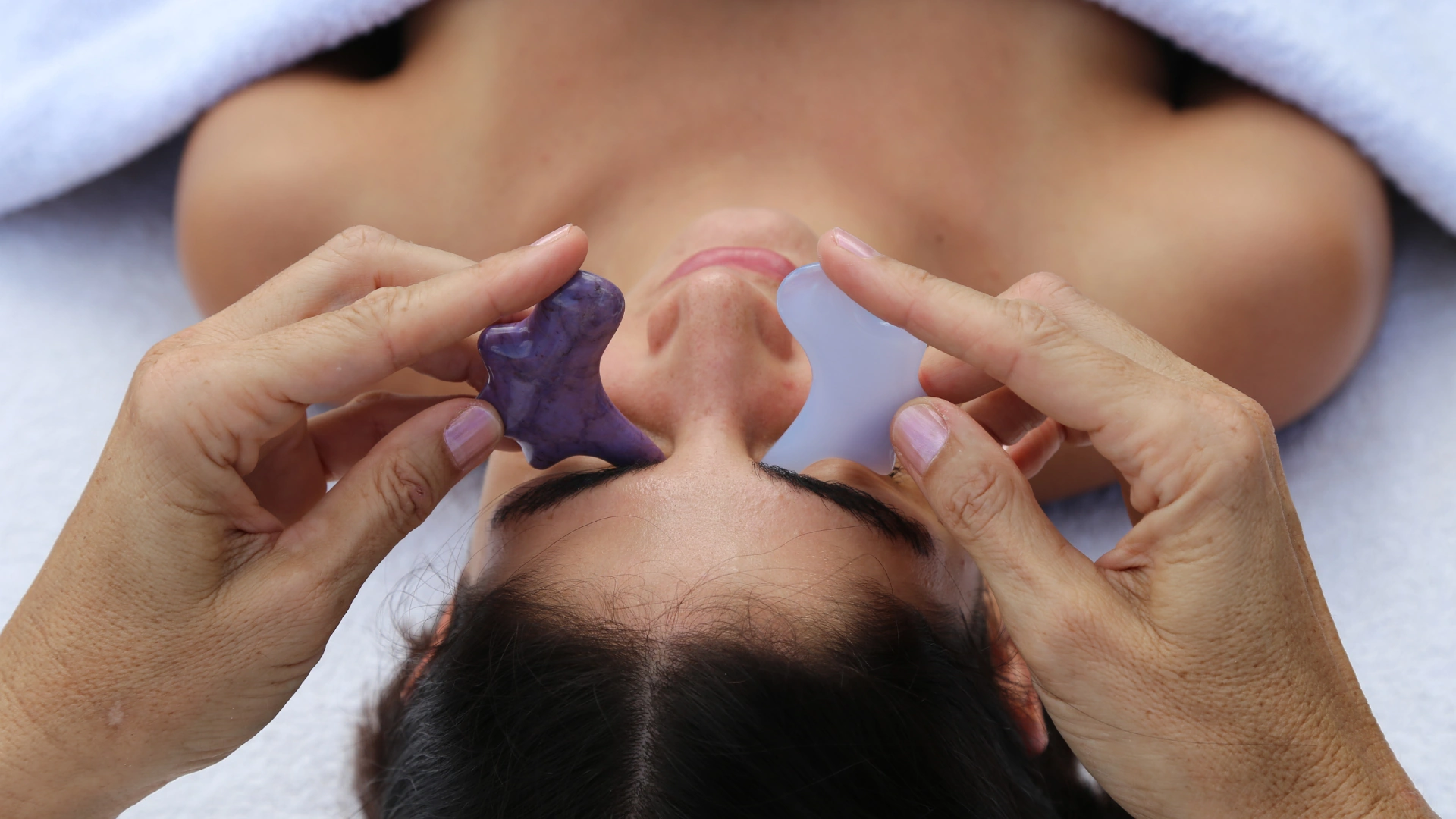 Massage aux pierres.